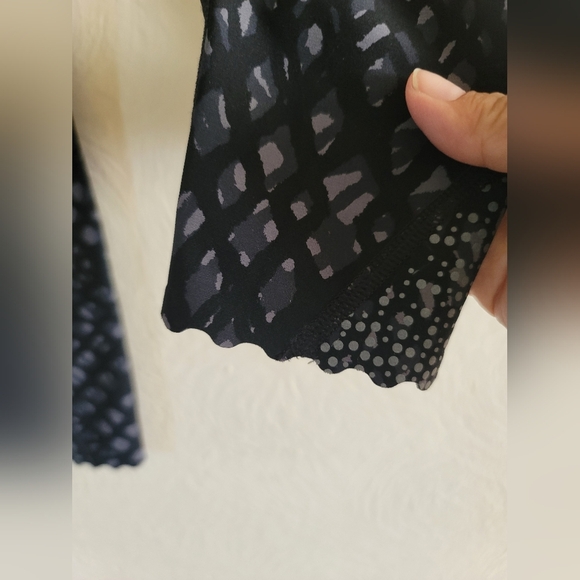 Lululemon Tight Stuff Tight(Reflective)Simply Lace Play Dark Slate Black, Size 4 - Picture 6 of 10